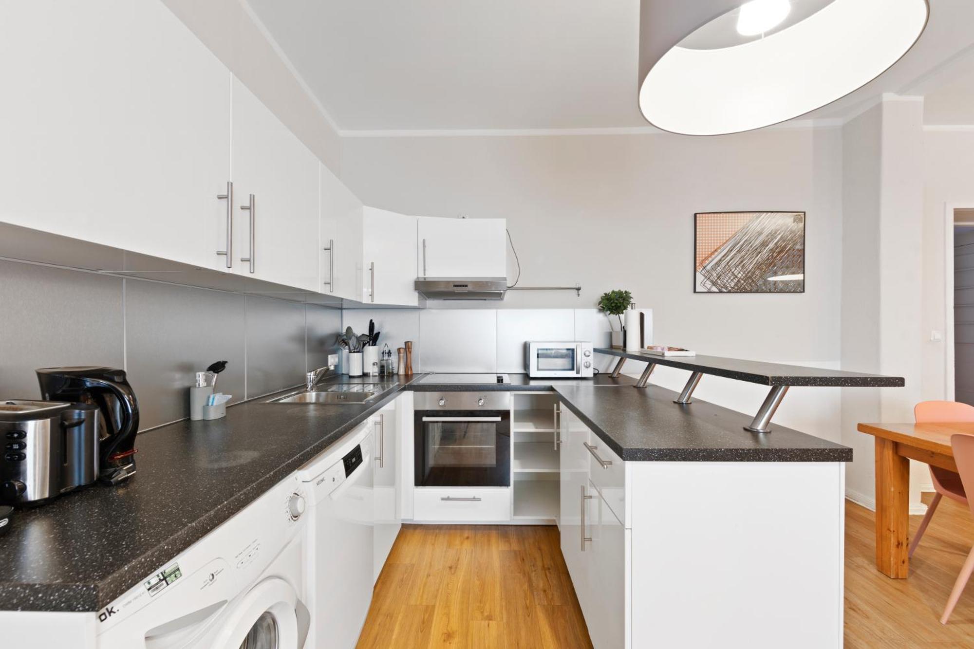Primeflats - Big Family Apartment Schoeneberg Берлин Екстериор снимка
